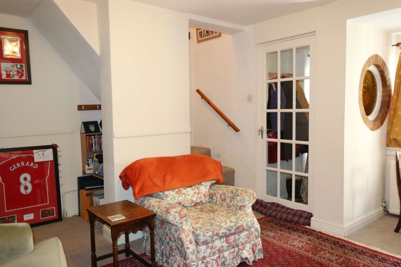 2 bedroom cottage house SSTC Alcester - Photograph 4