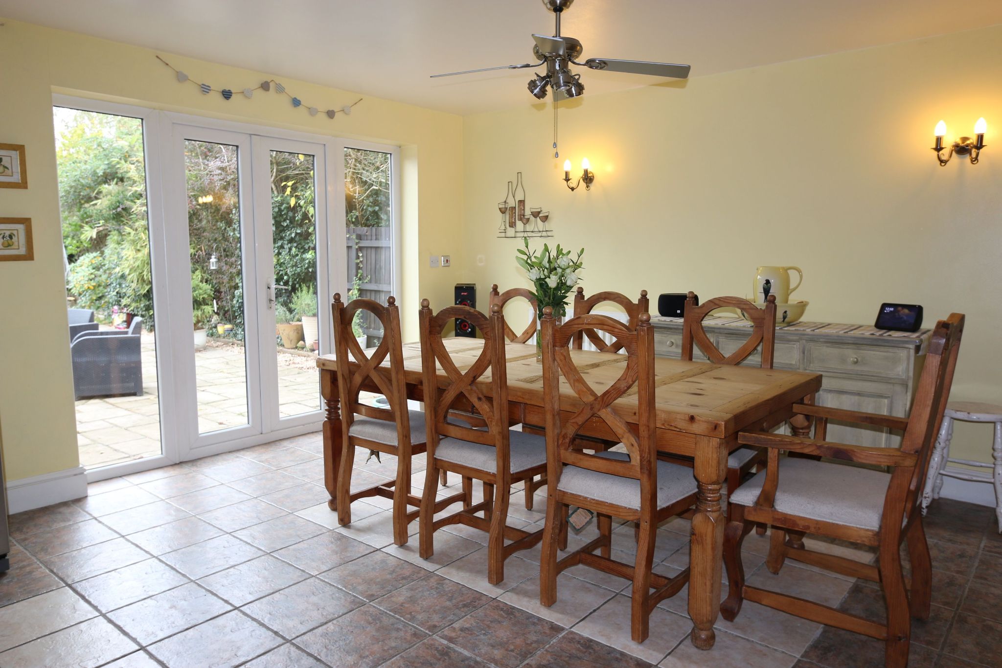 5 bedroom detached house For Sale in Kings Coughton, Alcester - Photograph 8