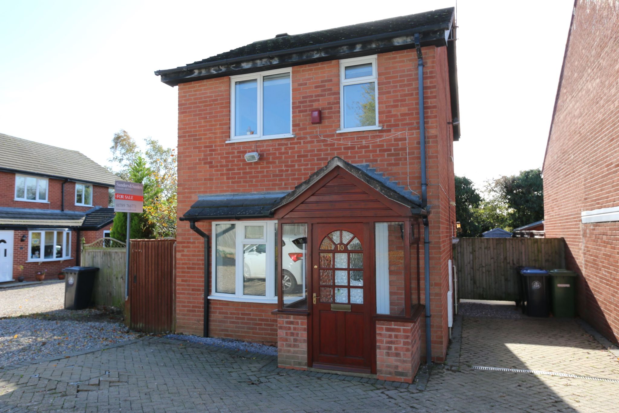 2 bedroom detached house For Sale in Bidford-on-avon, Alcester - Photograph 1