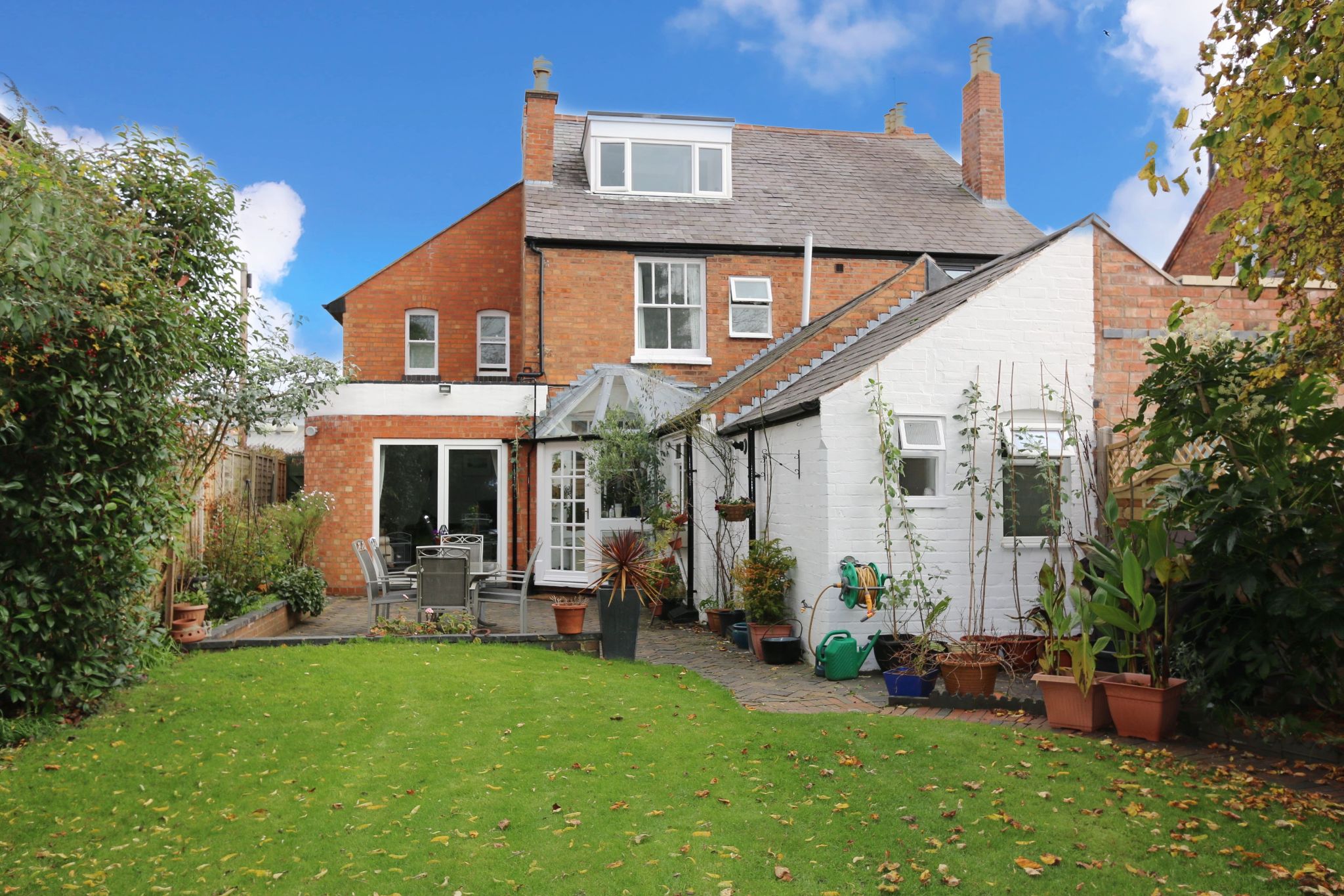 4 bedroom semi-detached house SSTC Alcester - Photograph 2