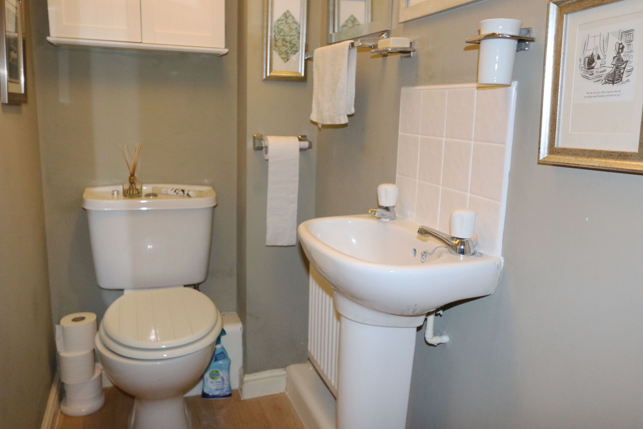 3 bedroom mid terraced house SSTC Alcester - Photograph 10