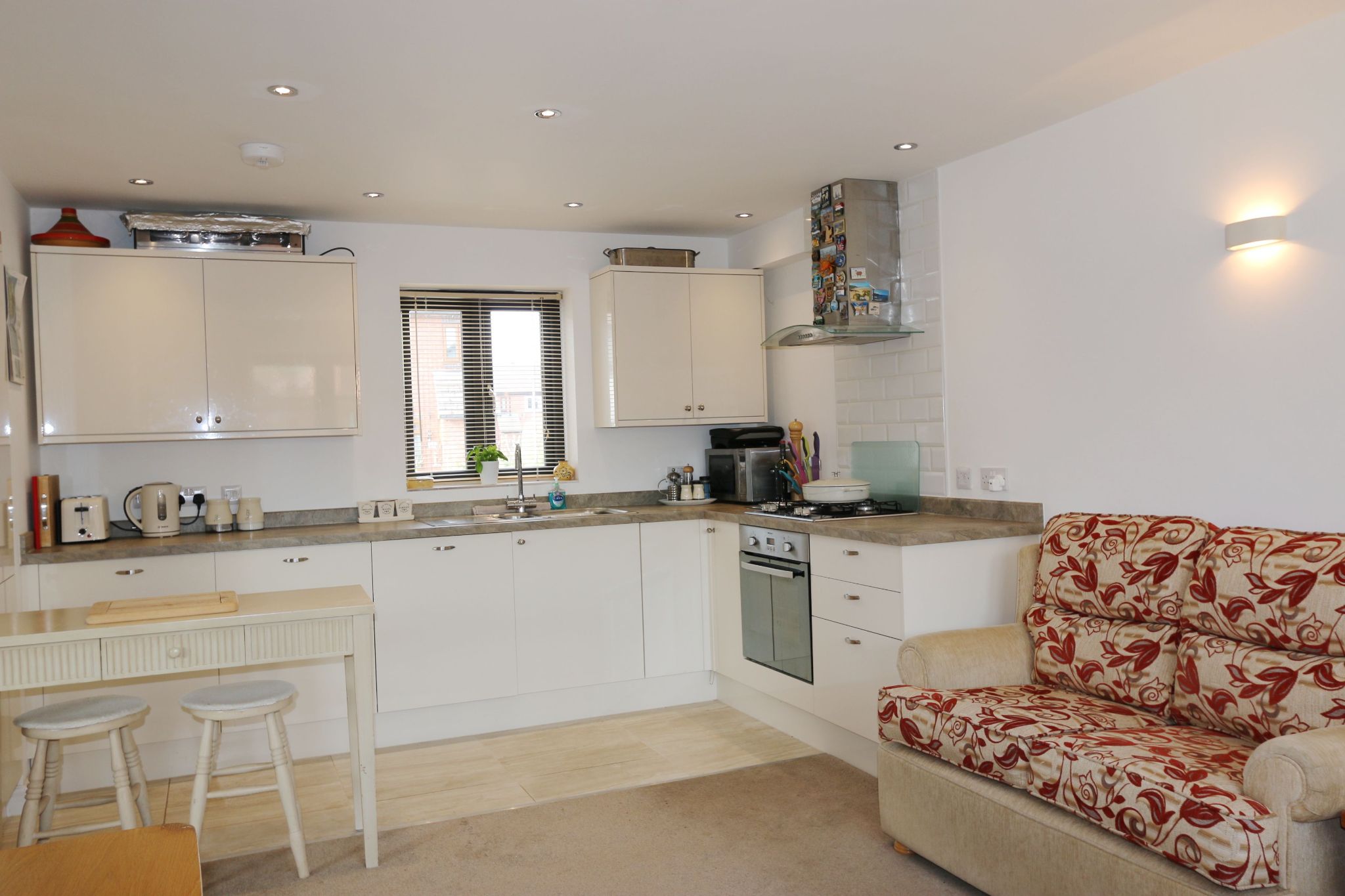 2 bedroom semi-detached house For Sale in Bidford On Avon, Alcester - Photograph 8
