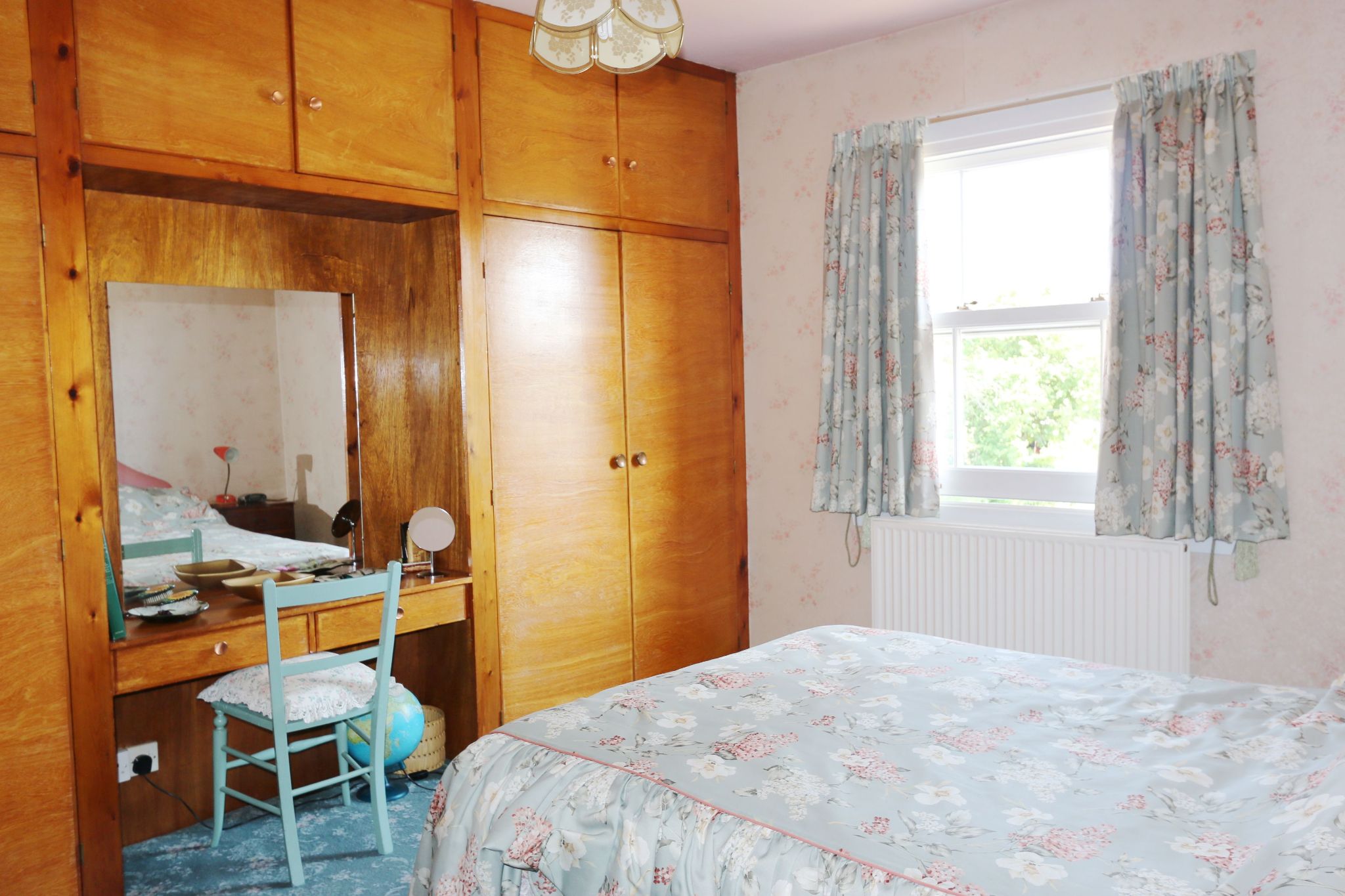 3 bedroom detached house SSTC in Bidford-on-avon, Alcester - Photograph 13