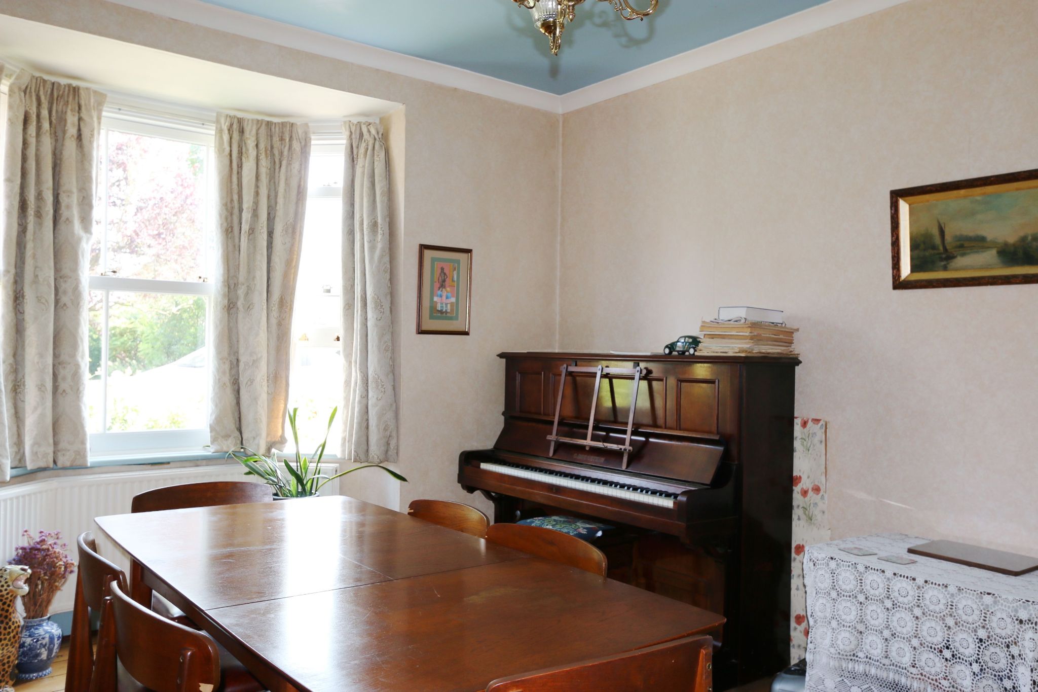 3 bedroom detached house SSTC in Bidford-on-avon, Alcester - Photograph 10