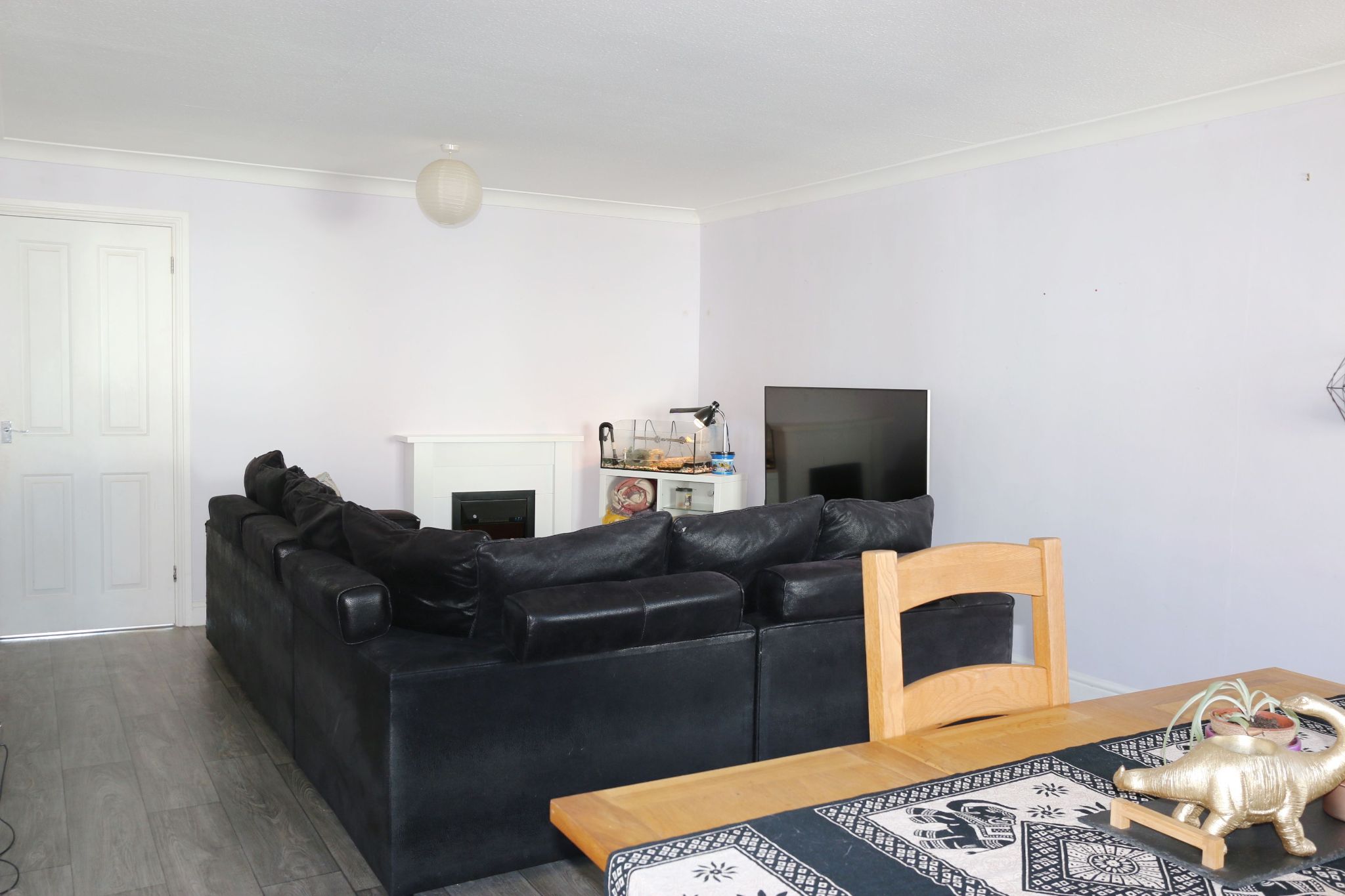 3 bedroom duplex flat/apartment For Sale Alcester - Photograph 5