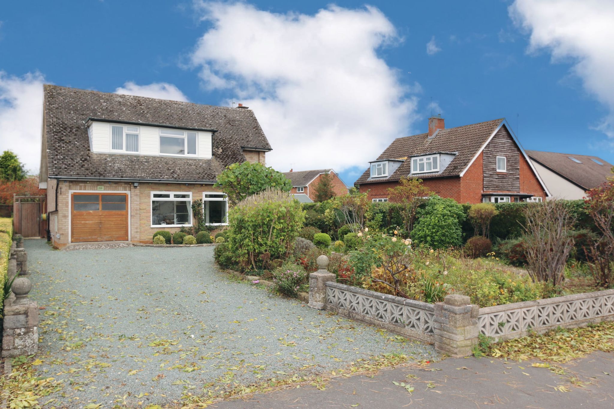 3 bedroom detached house SSTC in 59 Evesham Street, Alcester - Photograph 1