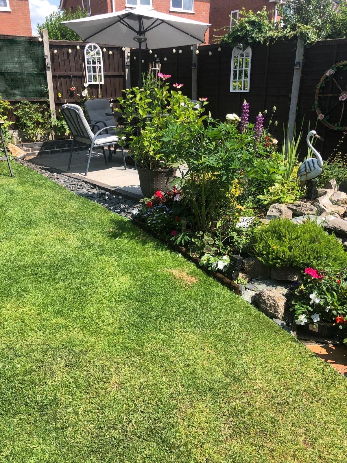  - Vendors summer photo of garden.