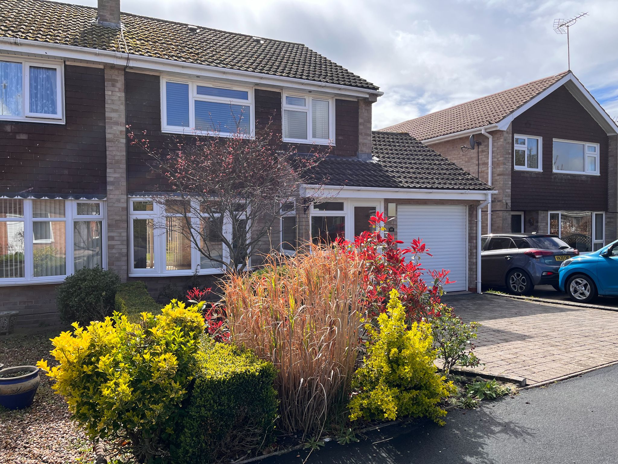 3 bedroom semi-detached house SSTC Alcester - Photograph 1