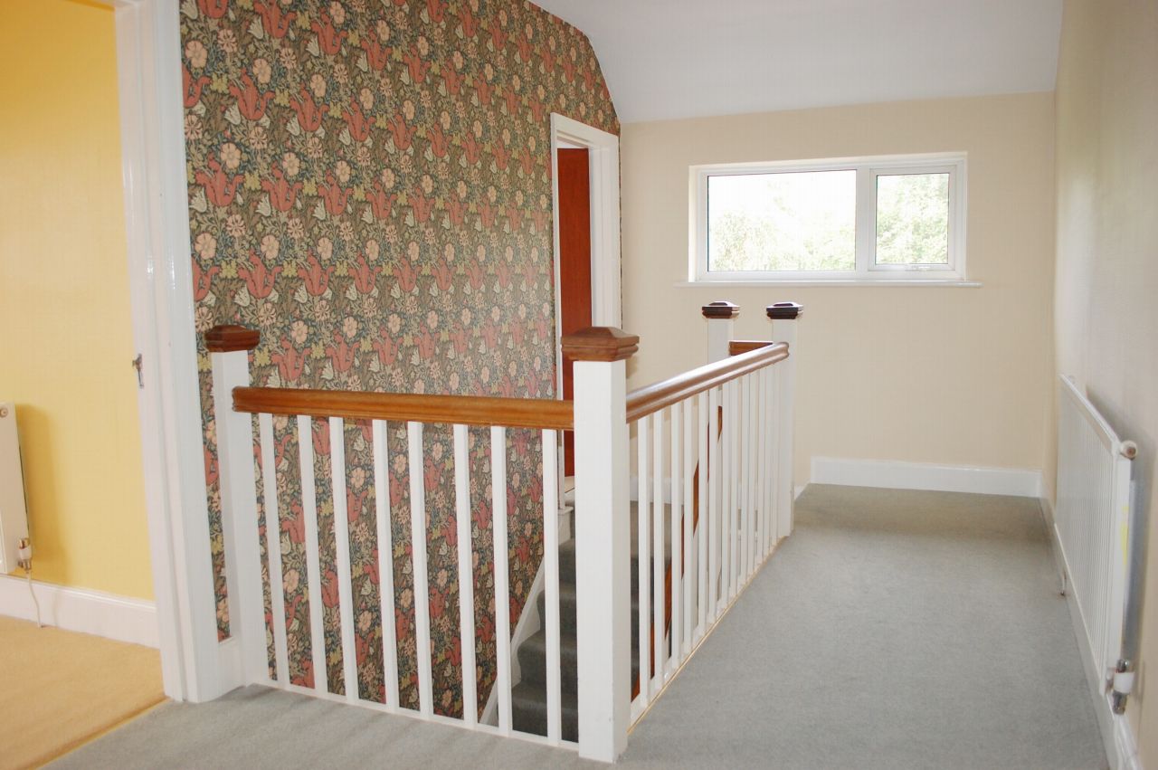 4 bedroom detached house SSTC Alcester - Photograph 12