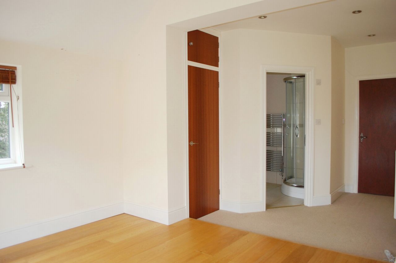 4 bedroom detached house SSTC Alcester - Photograph 14