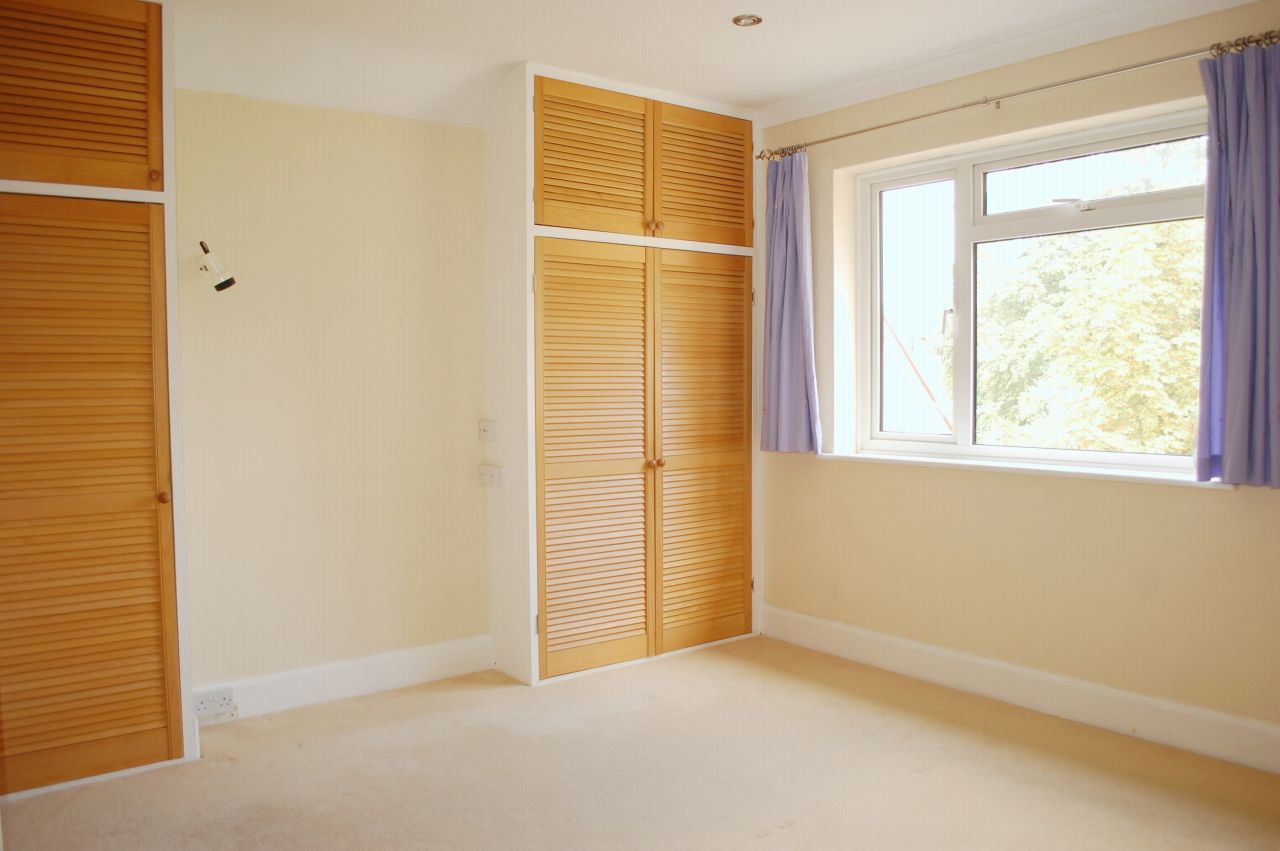 4 bedroom detached house SSTC Alcester - Photograph 15