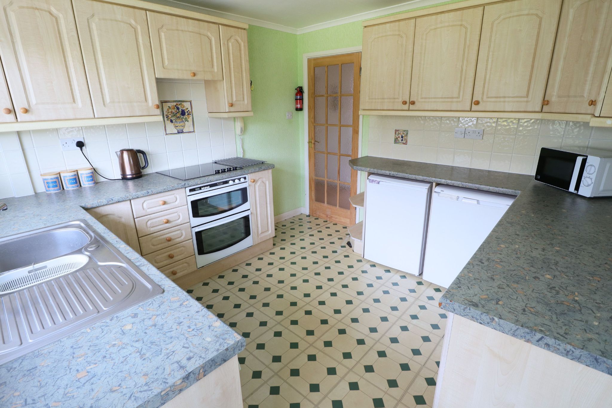 Westholme Road, BidfordonAvon, Alcester, B50 2 bedroom detached