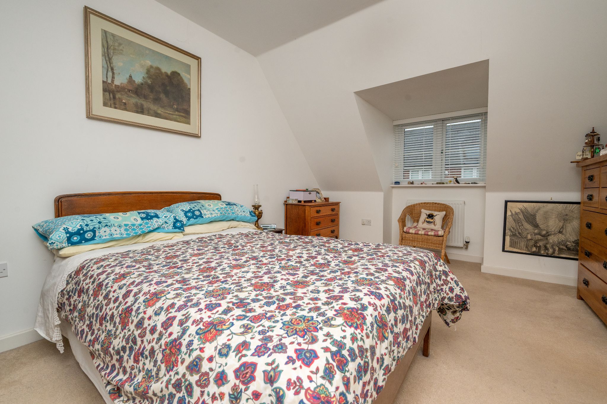 2 bedroom detached house For Sale Bidford Upon Avon - Photograph 12