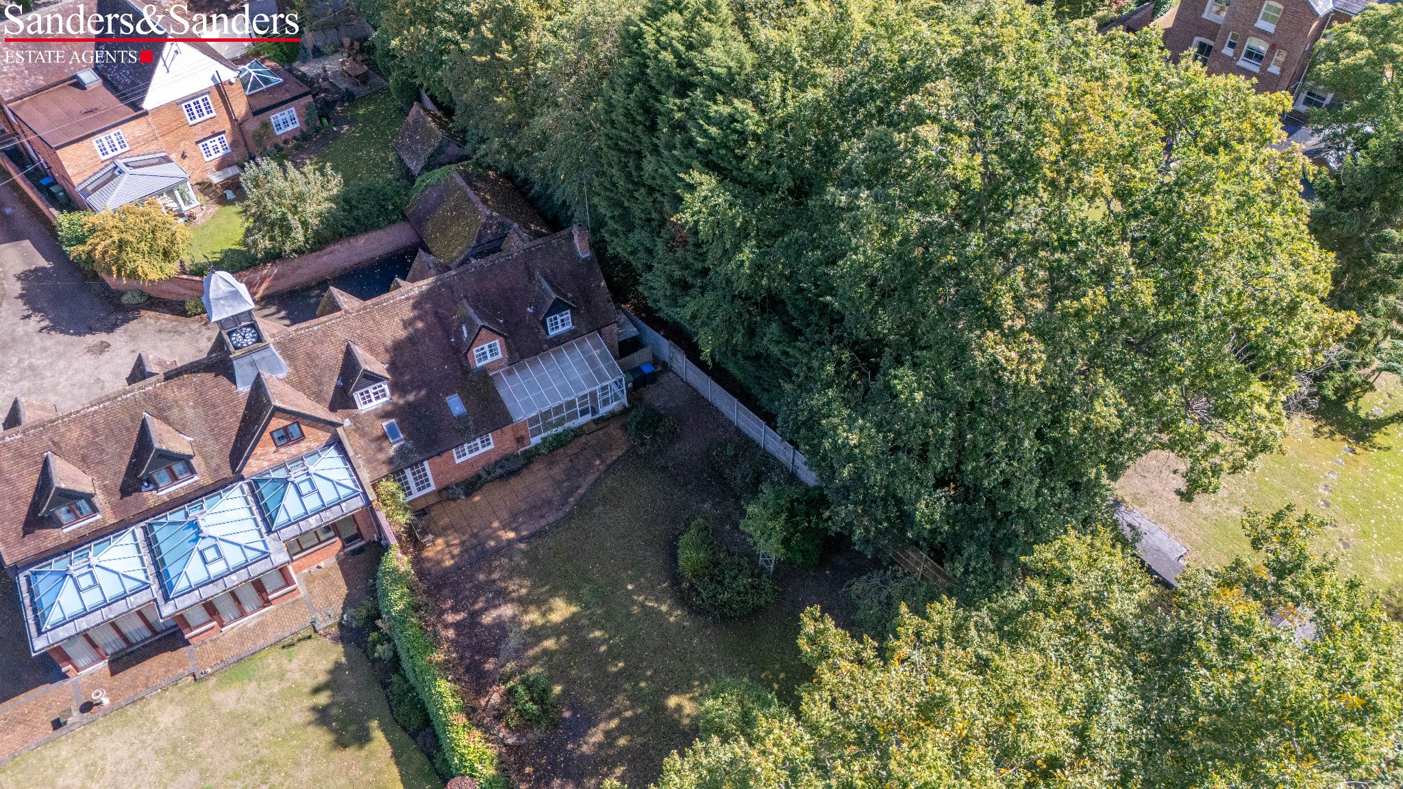 3 bedroom semi-detached house For Sale in Great Alne, Alcester - Photograph 29