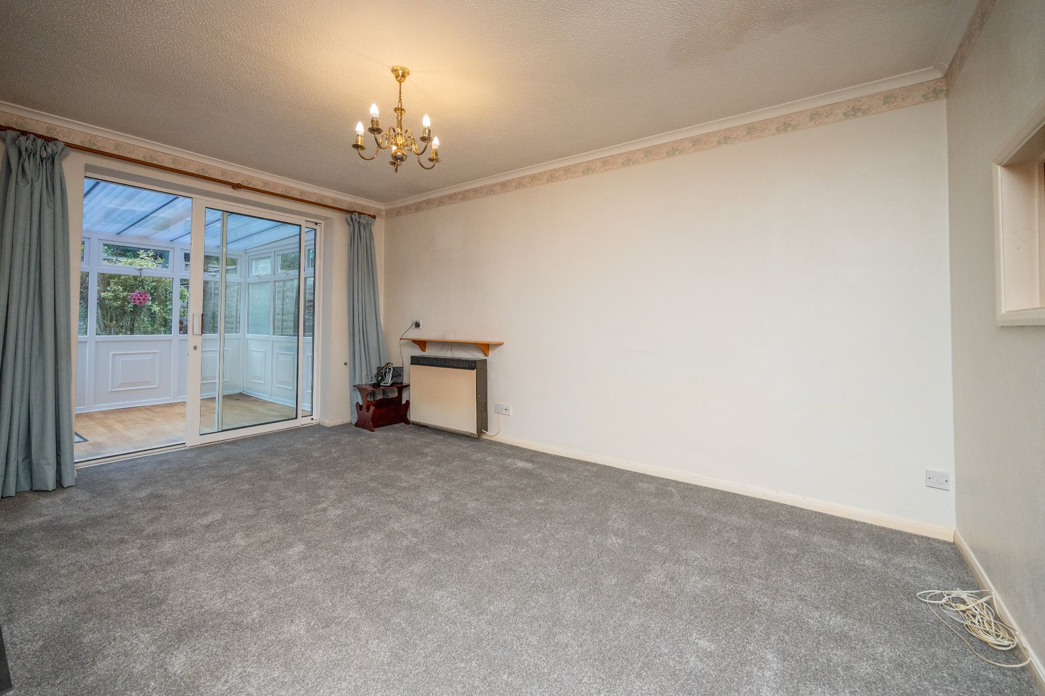 2 bedroom terraced bungalow For Sale in Bidford-on-avon, Alcester - Photograph 3