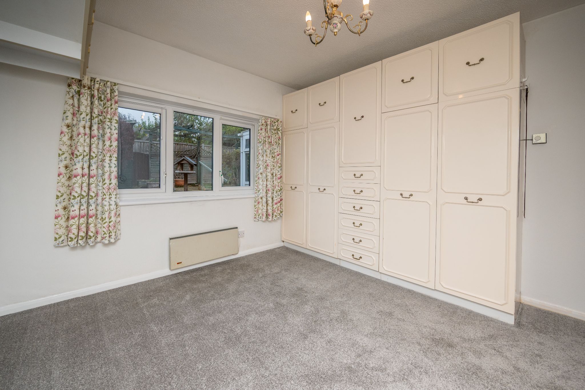 2 bedroom terraced bungalow For Sale in Bidford-on-avon, Alcester - Photograph 13