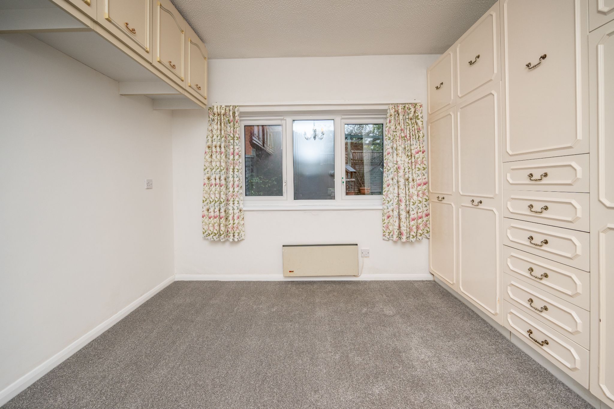 2 bedroom terraced bungalow For Sale in Bidford-on-avon, Alcester - Photograph 14