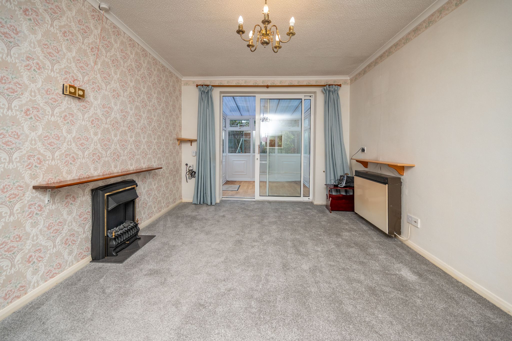 2 bedroom terraced bungalow For Sale in Bidford-on-avon, Alcester - Photograph 4