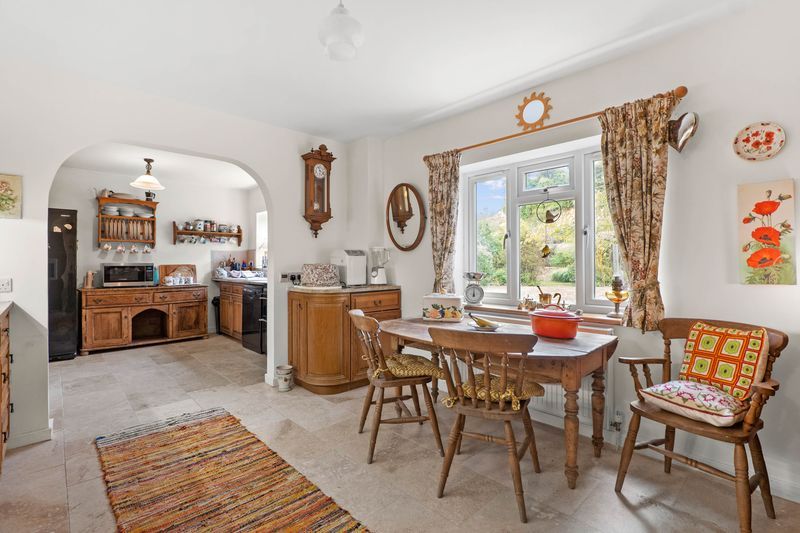 6 bedroom detached house For Sale in Holberrow Green, Redditch - Photograph 13