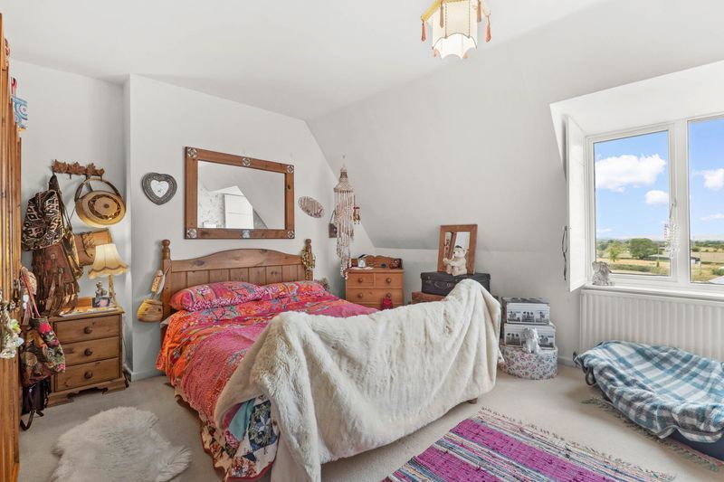 6 bedroom detached house For Sale in Holberrow Green, Redditch - Photograph 22