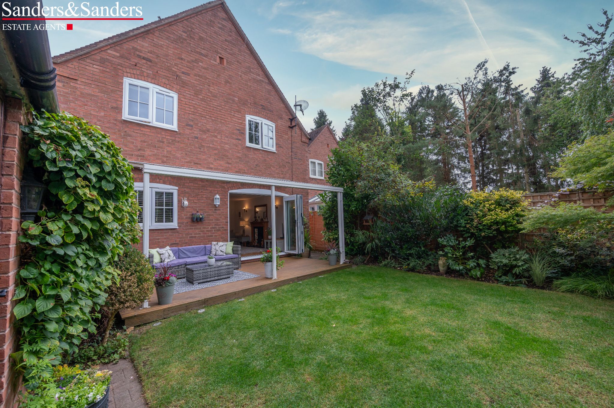 4 bedroom link detached house For Sale in Broom, Bidford-on-avon, Alcester - Photograph 26