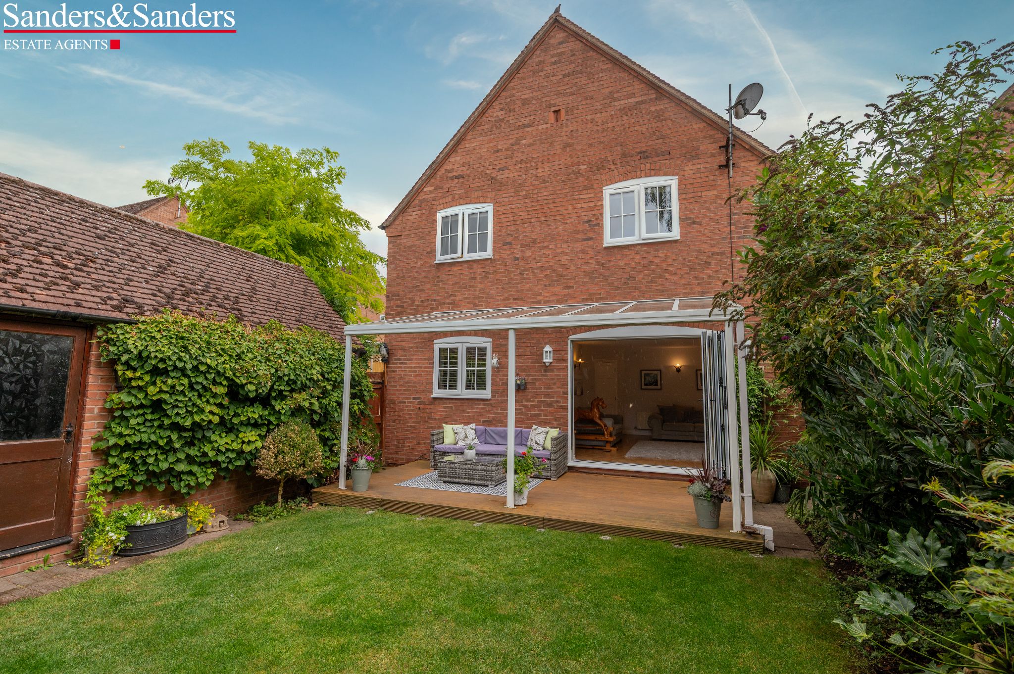 4 bedroom link detached house For Sale in Broom, Bidford-on-avon, Alcester - Photograph 27