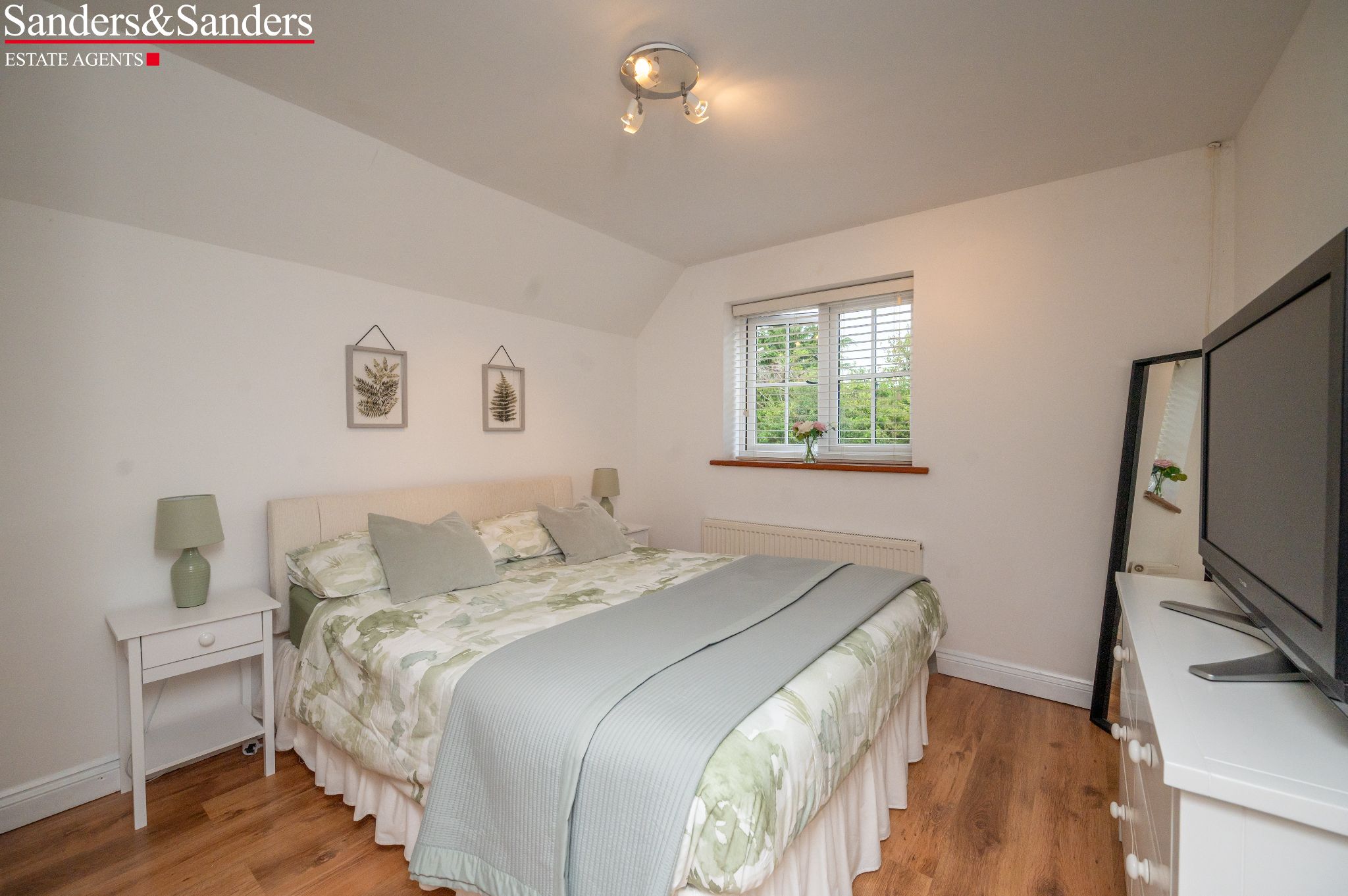 4 bedroom link detached house For Sale in Broom, Bidford-on-avon, Alcester - Photograph 18