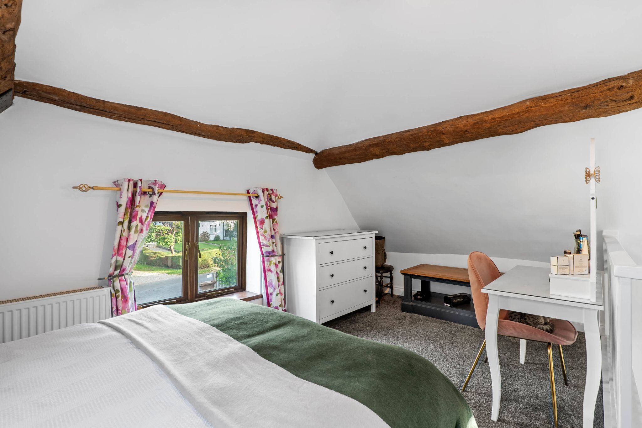 3 bedroom cottage house To Let in Rous Lench, Evesham - Photograph 9