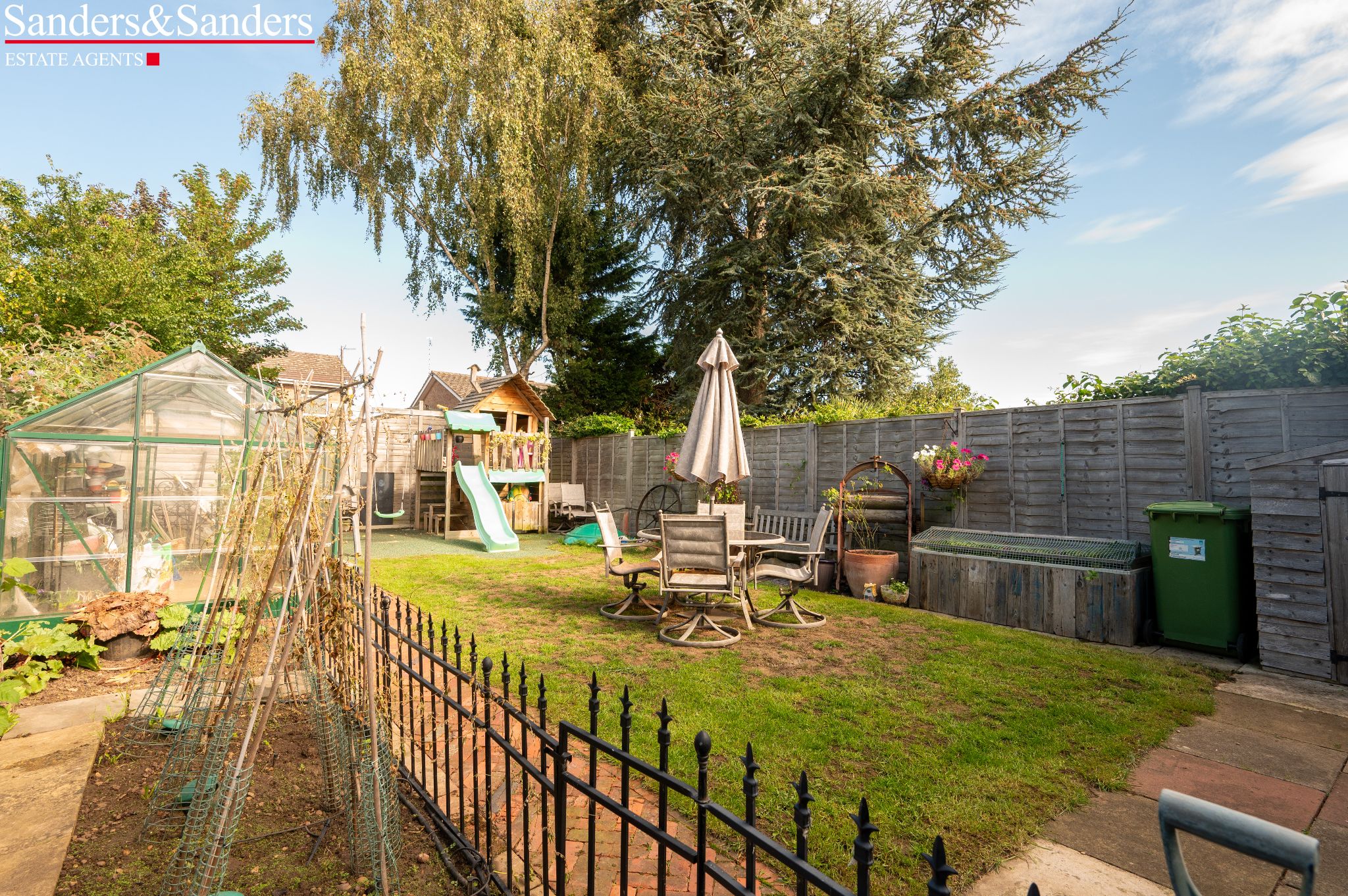 3 bedroom semi-detached house For Sale in Bidford-on-avon, Alcester - Photograph 19