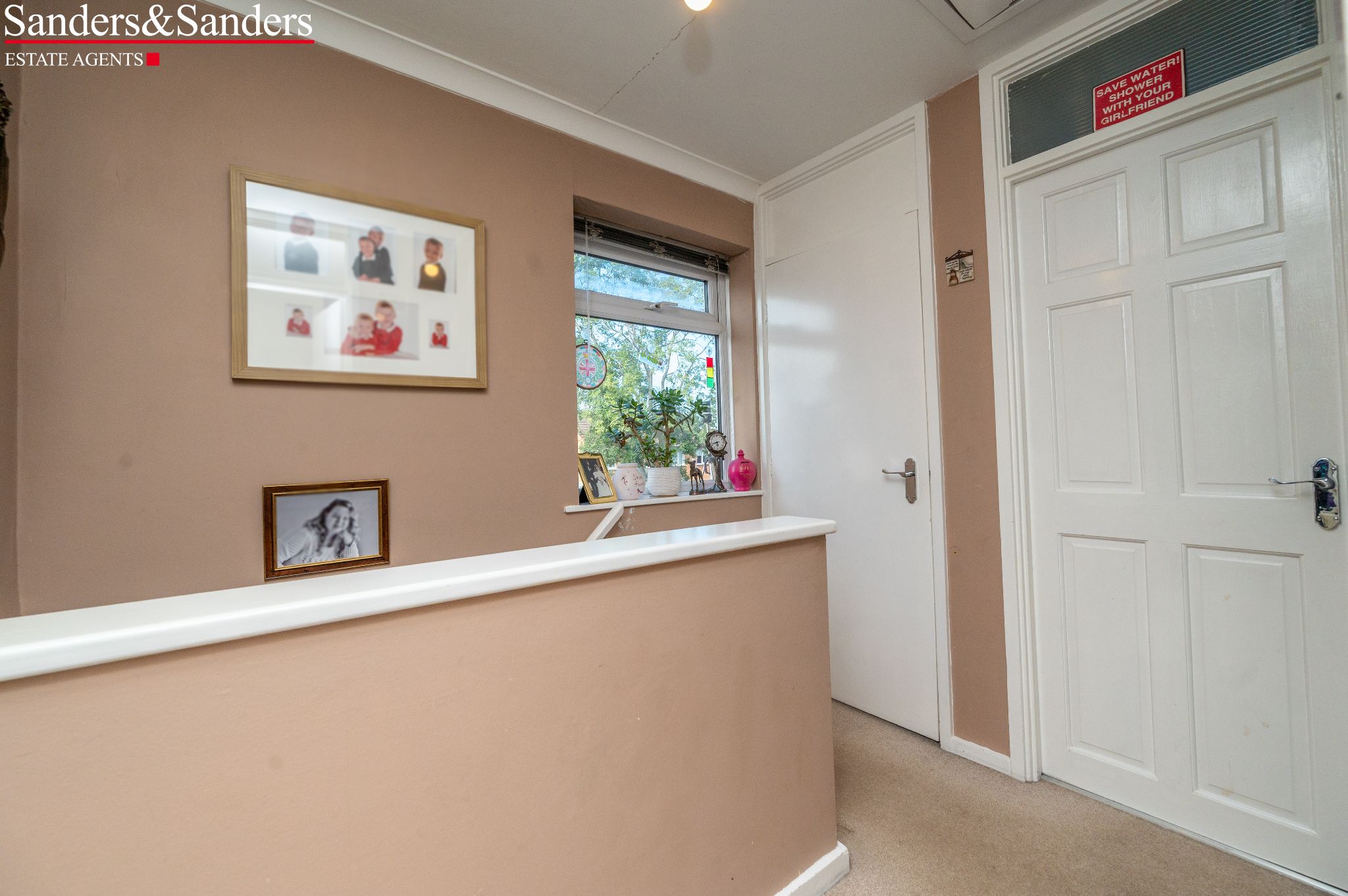 3 bedroom semi-detached house For Sale in Bidford-on-avon, Alcester - Photograph 13