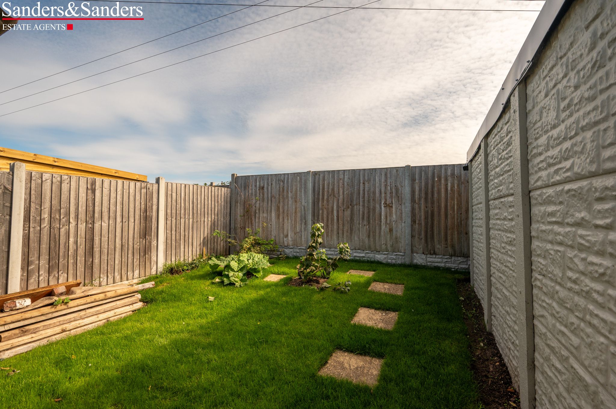 4 bedroom semi-detached house SSTC in Bidford-on-avon, Alcester - Photograph 30