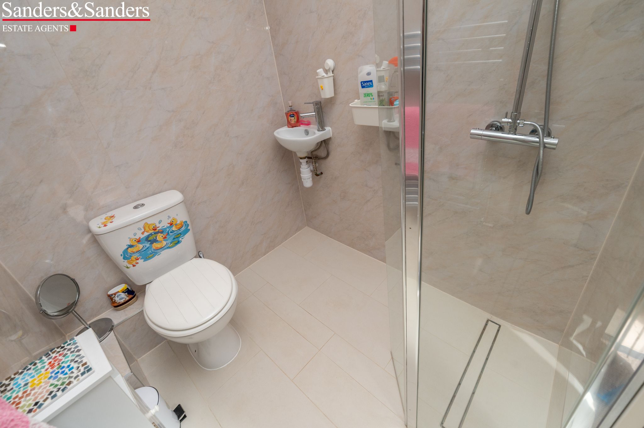 4 bedroom semi-detached house SSTC in Bidford-on-avon, Alcester - Photograph 15