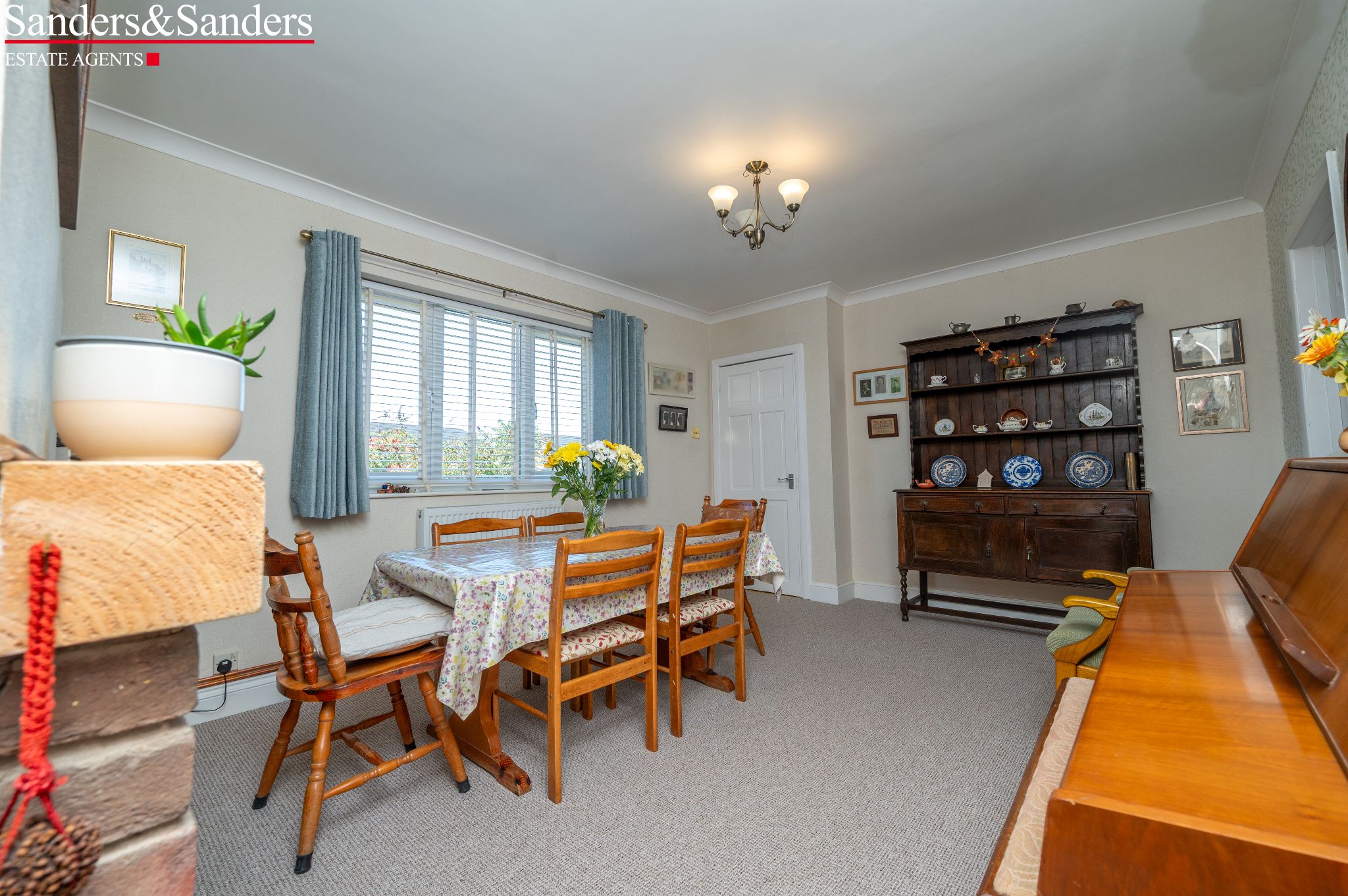 4 bedroom semi-detached house SSTC in Bidford-on-avon, Alcester - Photograph 8