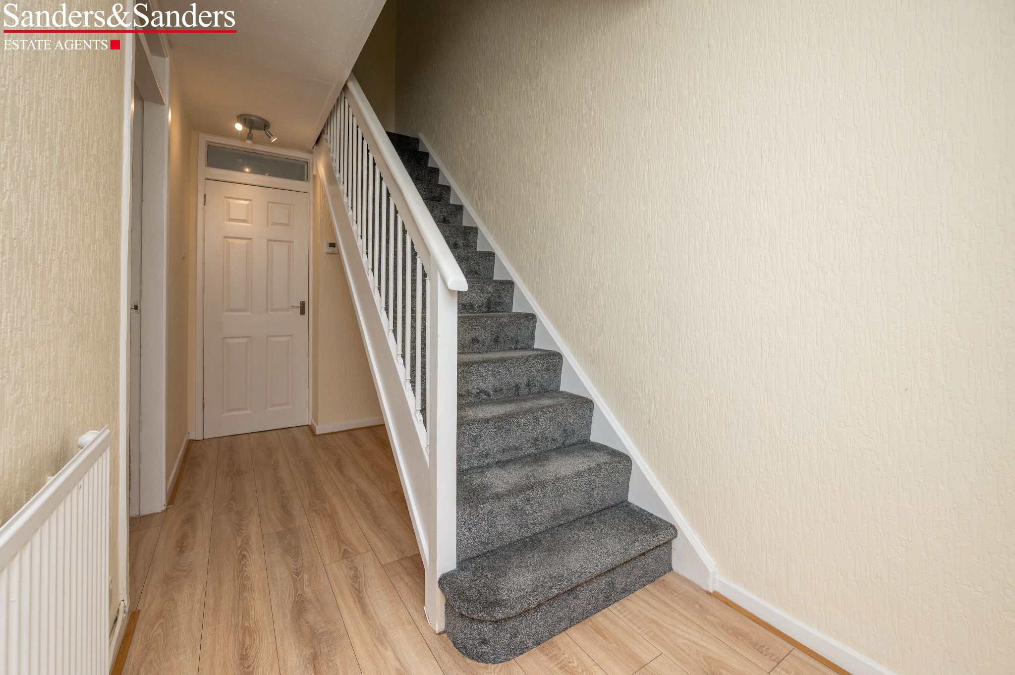 3 bedroom mid terraced house Let Agreed Alcester - Photograph 11