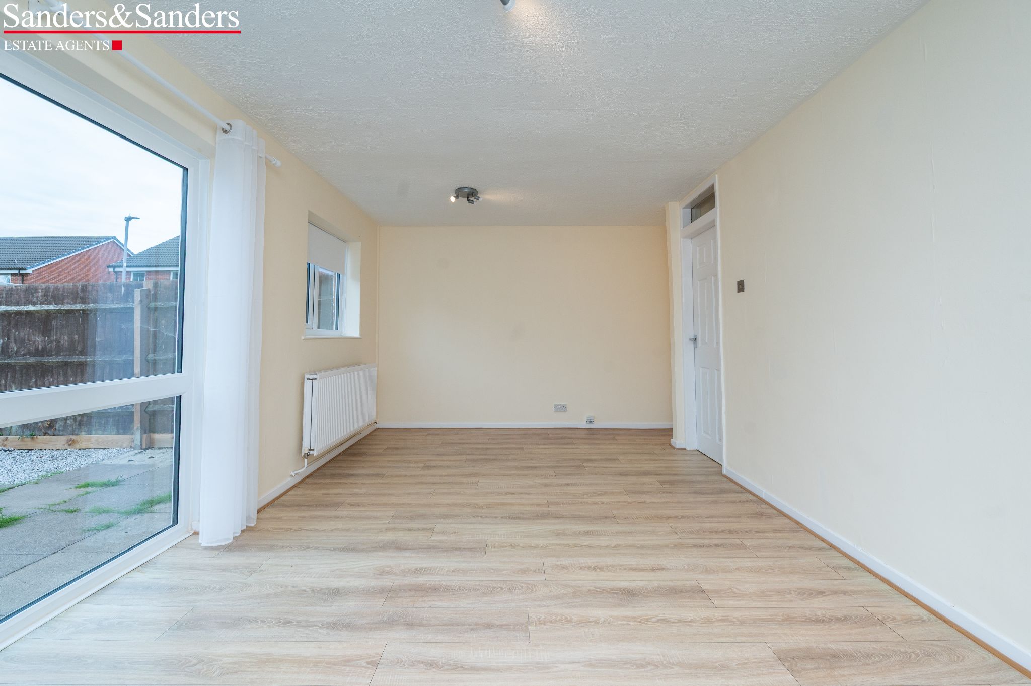 3 bedroom mid terraced house Let Agreed Alcester - Photograph 10