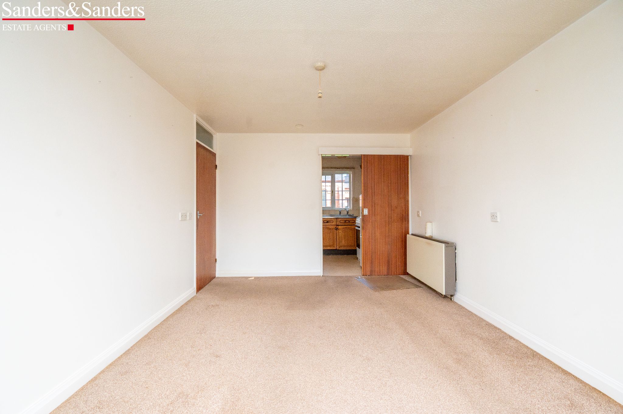 1 bedroom apartment flat/apartment SSTC Alcester - Photograph 4