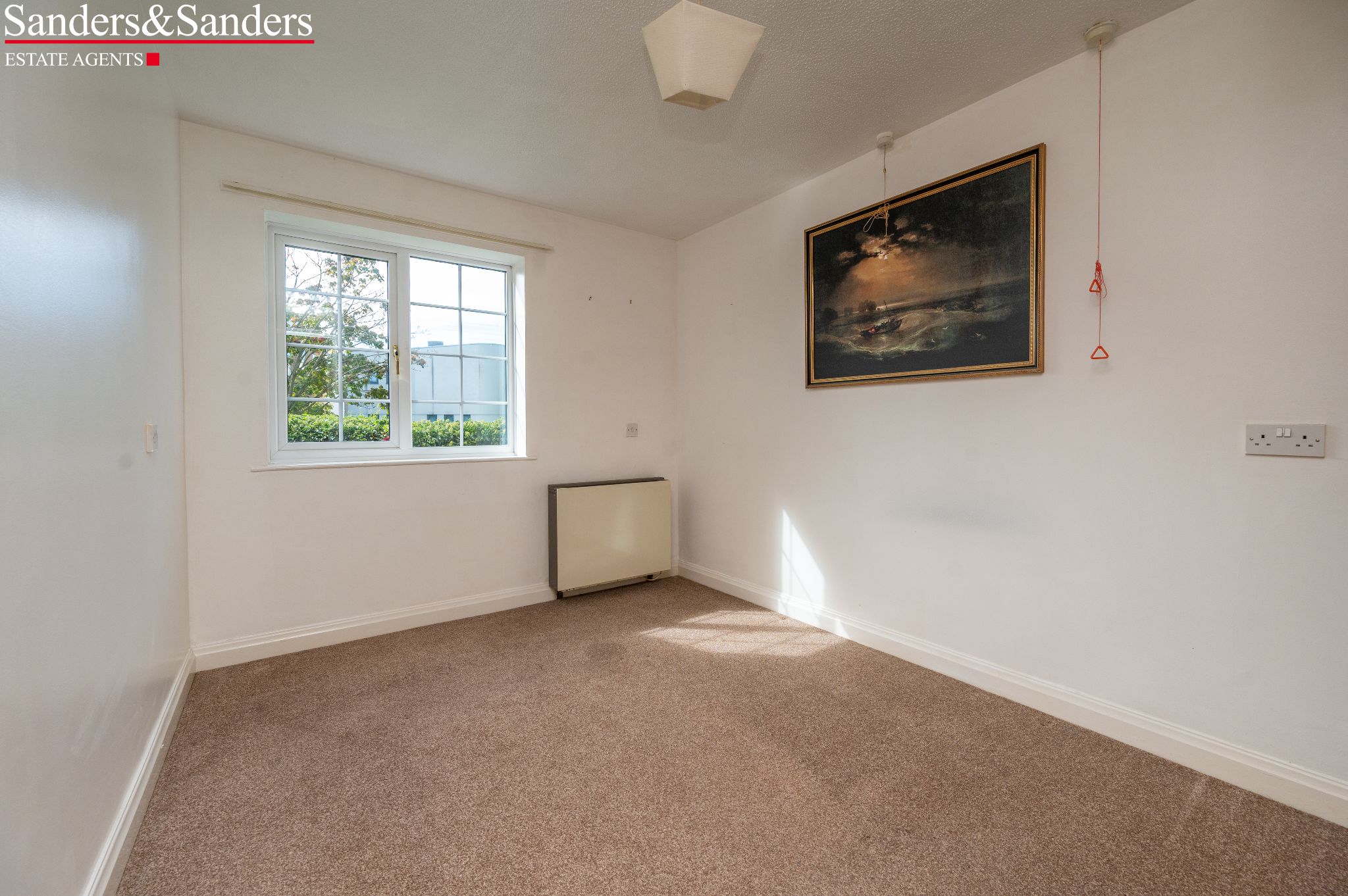 1 bedroom apartment flat/apartment SSTC Alcester - Photograph 7