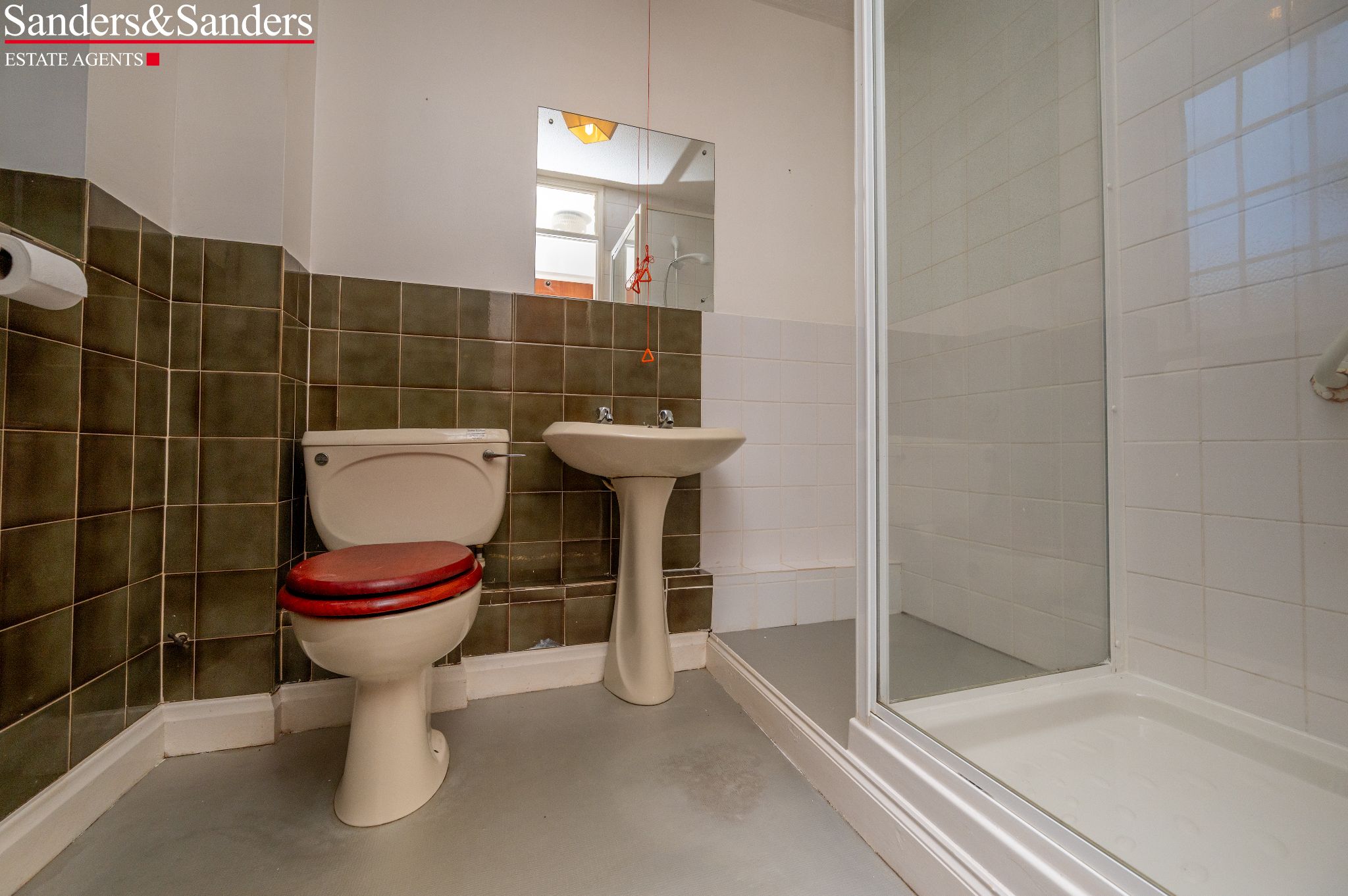 1 bedroom apartment flat/apartment SSTC Alcester - Photograph 10