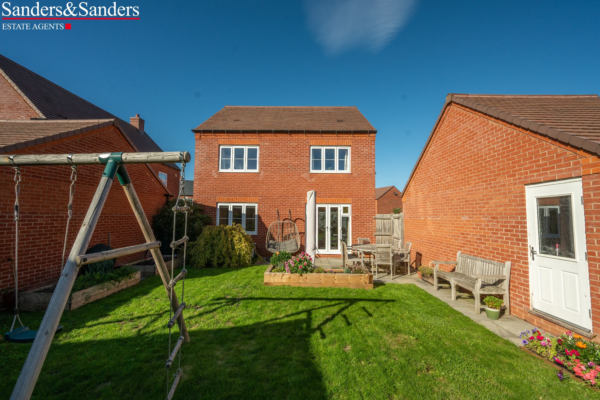 4 bedroom detached house For Sale in Bidford On Avon, Alcester - Photograph 27