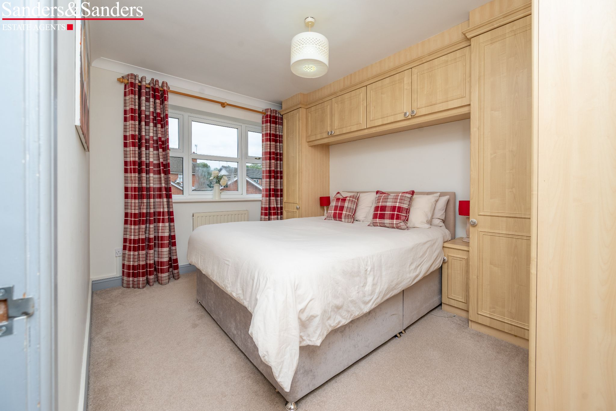 4 bedroom detached house To Let in Inkberrow, Worcester - Photograph 20