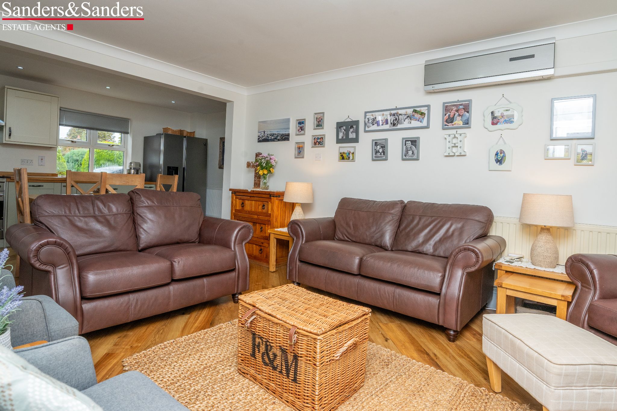 4 bedroom detached house To Let in Inkberrow, Worcester - Photograph 6