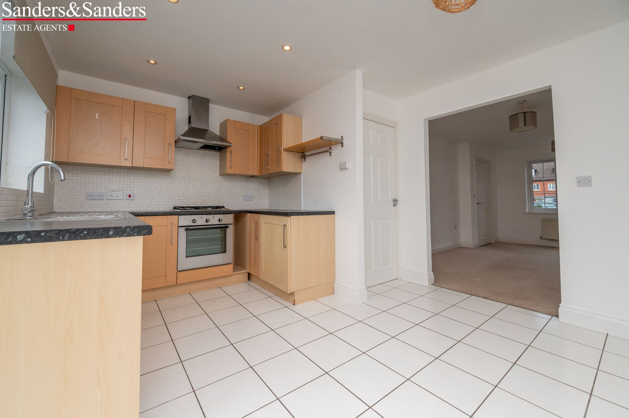 3 bedroom semi-detached house For Sale Alcester - Property photograph
