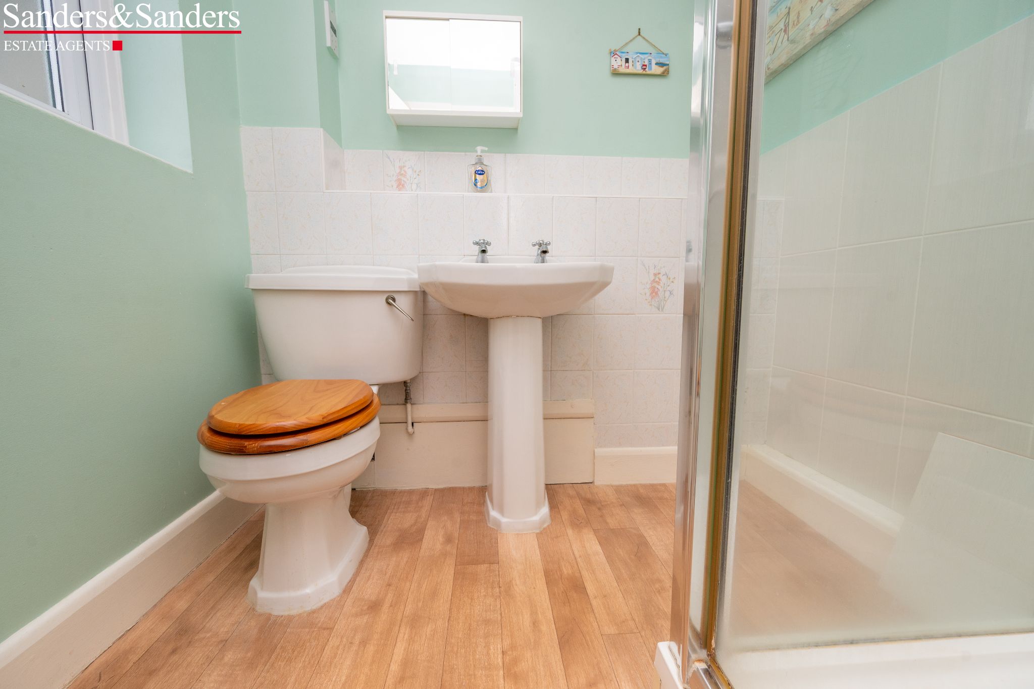 2 bedroom semi-detached house For Sale in Salford Priors, Evesham - Photograph 19
