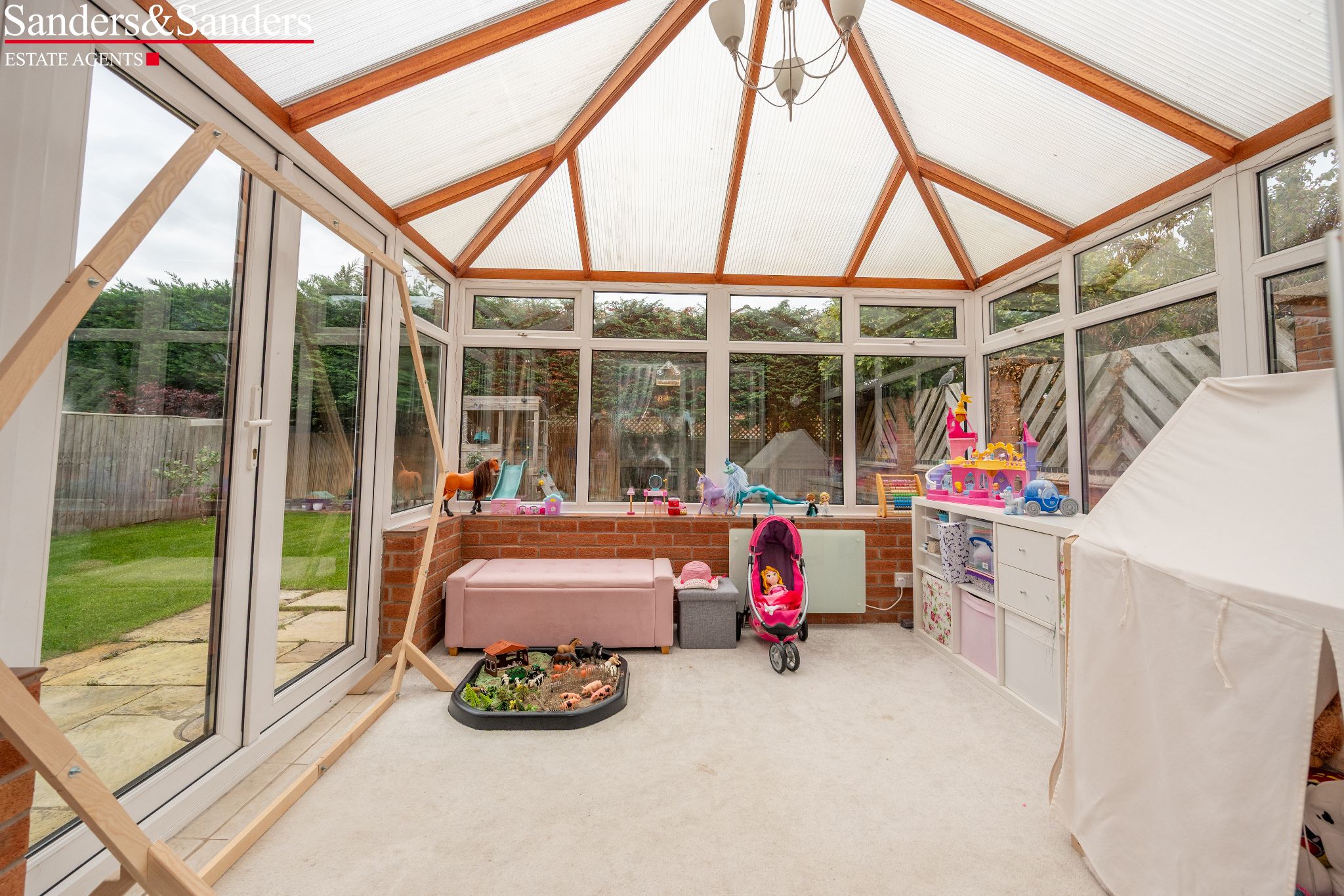 4 bedroom detached house For Sale in Bidford-on-avon, Alcester - Photograph 11
