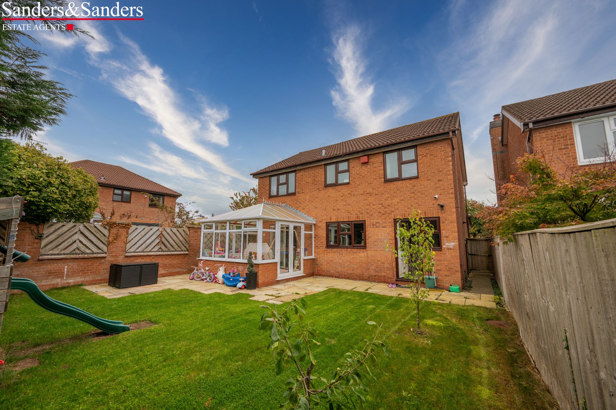 4 bedroom detached house For Sale in Bidford-on-avon, Alcester - Photograph 28