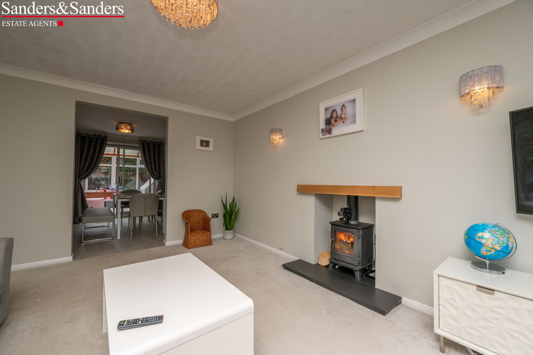 4 bedroom detached house For Sale in Bidford-on-avon, Alcester - Photograph 7