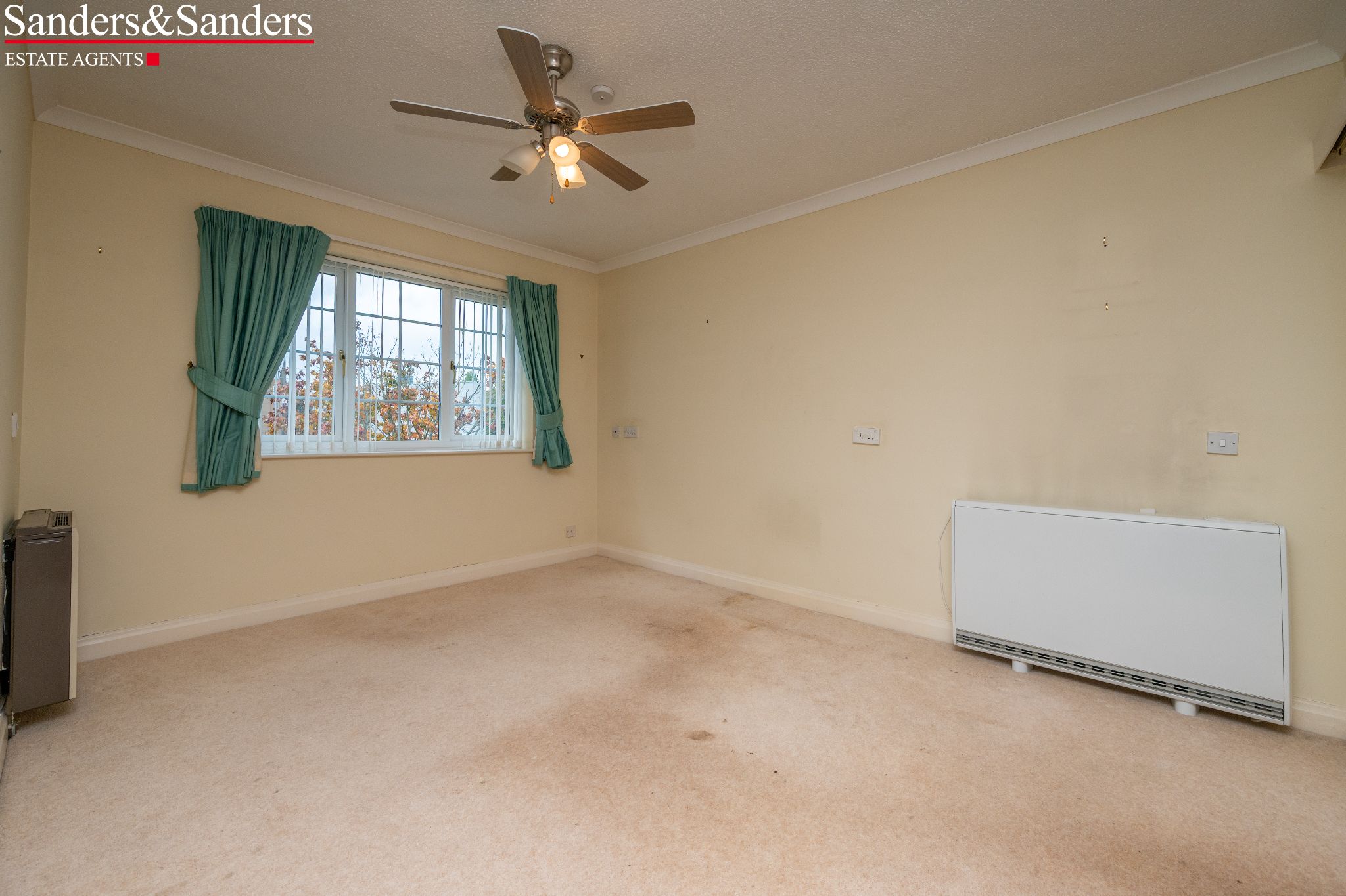 1 bedroom apartment flat/apartment For Sale Alcester - Photograph 2