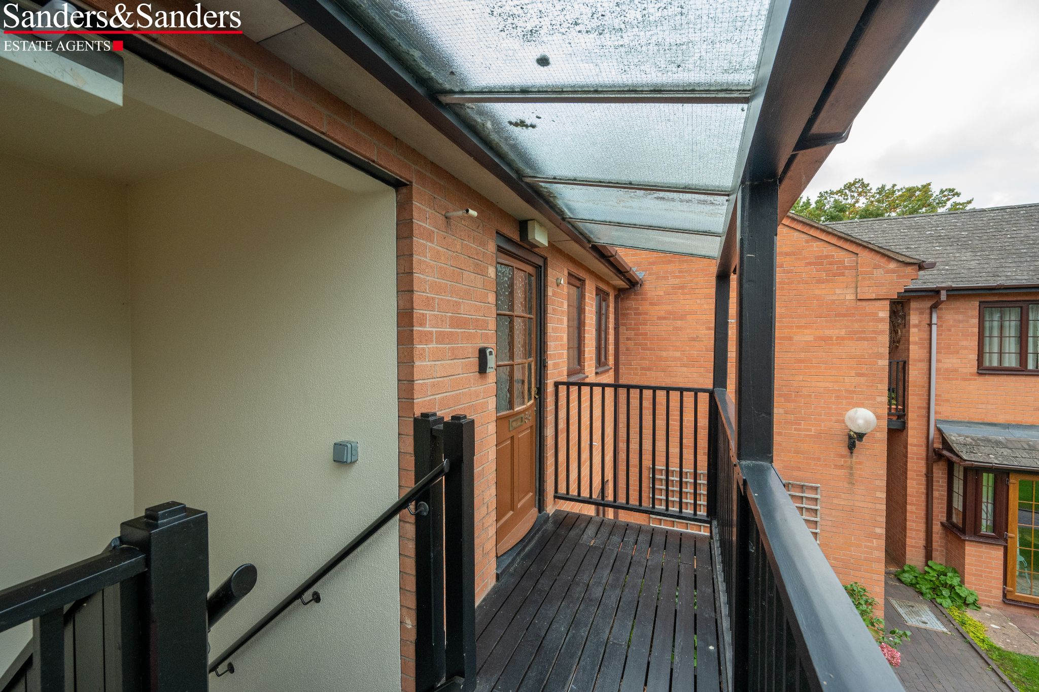 1 bedroom apartment flat/apartment For Sale Alcester - Photograph 14