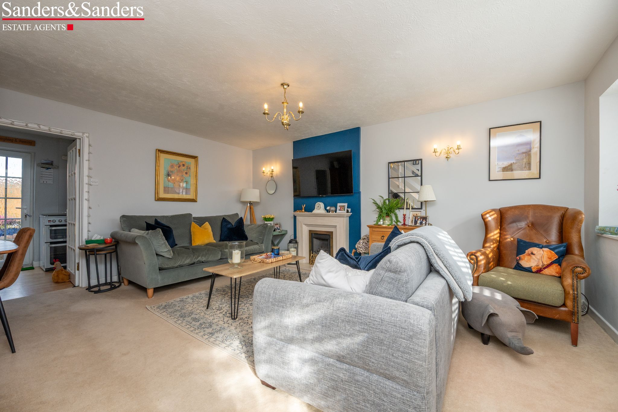 2 bedroom end terraced house For Sale Alcester - Property photograph