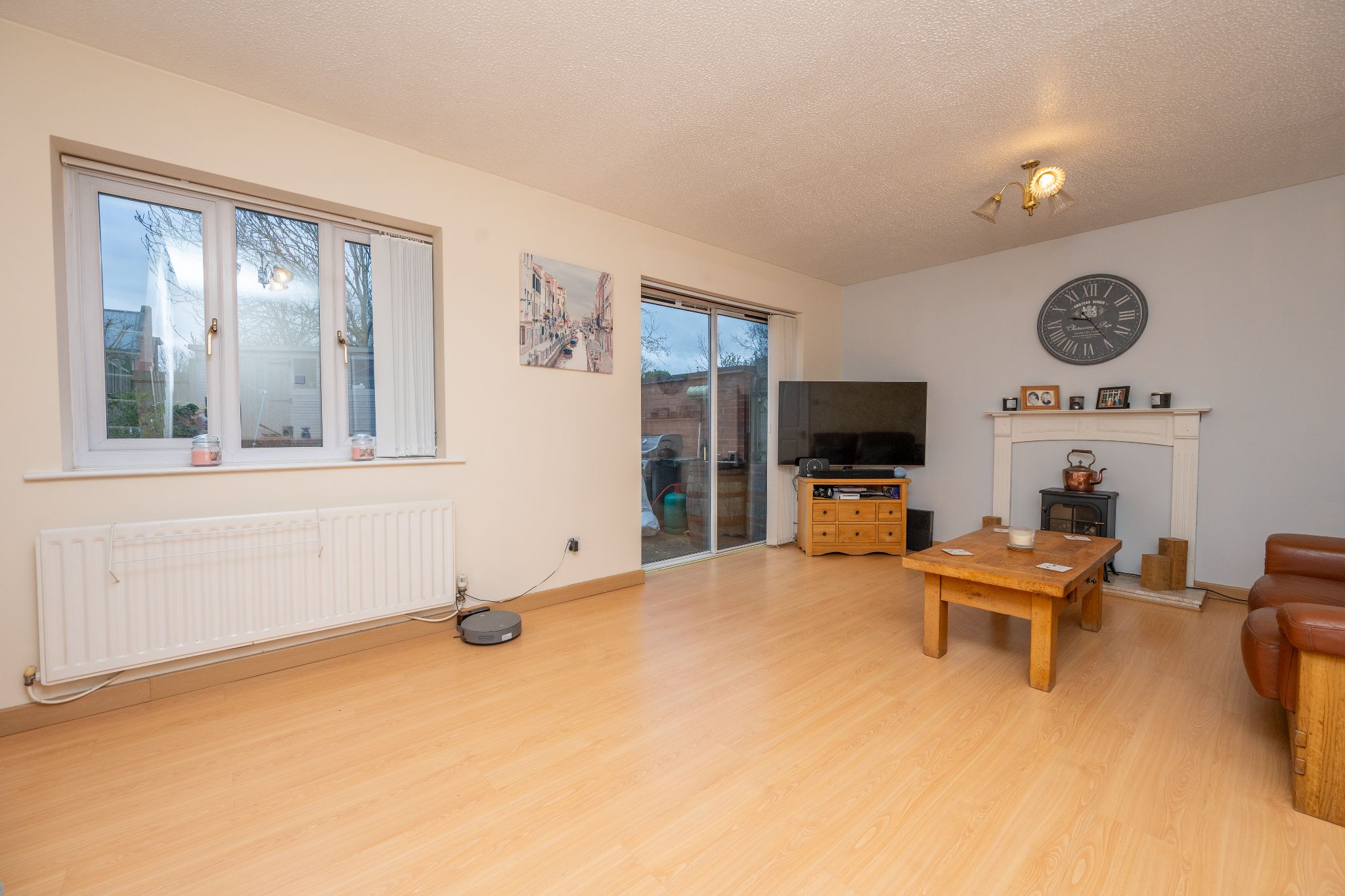 3 bedroom end terraced house For Sale in Bidford-on-avon, Alcester - Property photograph